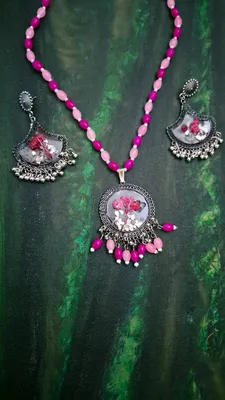 Artistic Jewellery IX view 2